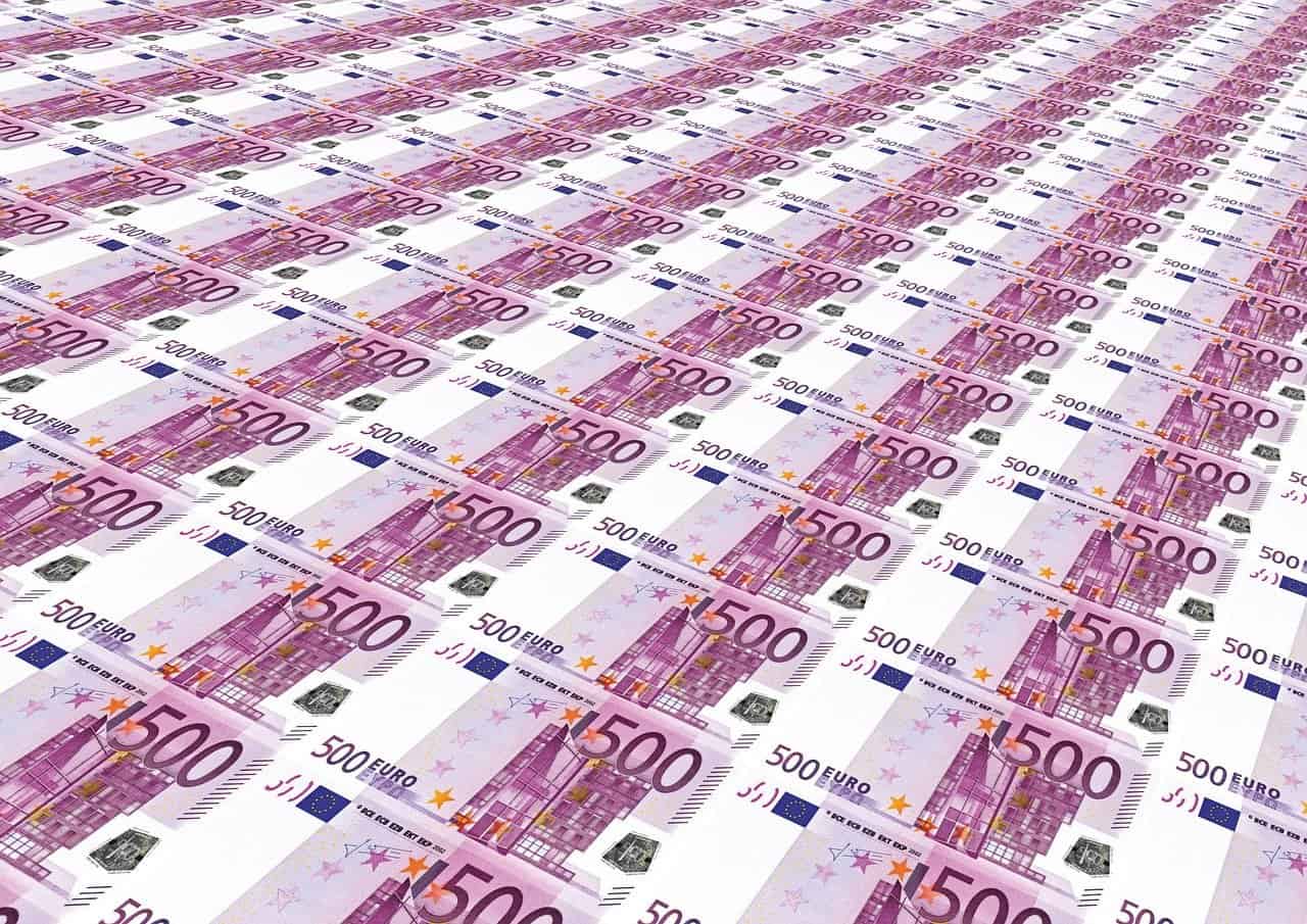 glut of money, 500 euro, euro